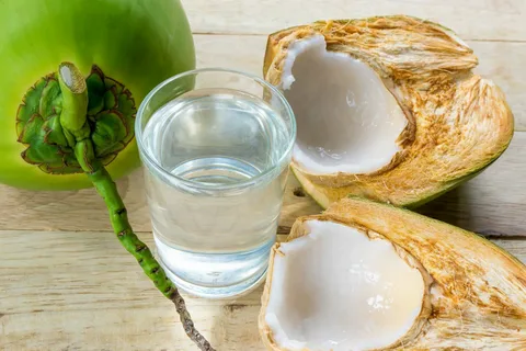 Nutritional Information And 8 Health Benefits Of Coconut Water